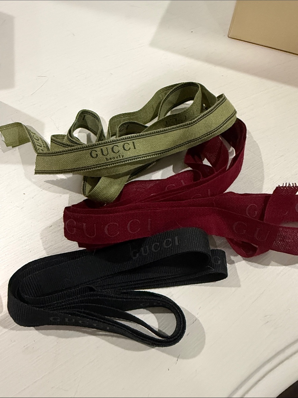 Gucci Three-Color Branded Ribbon Set — Green, Burgundy & Black